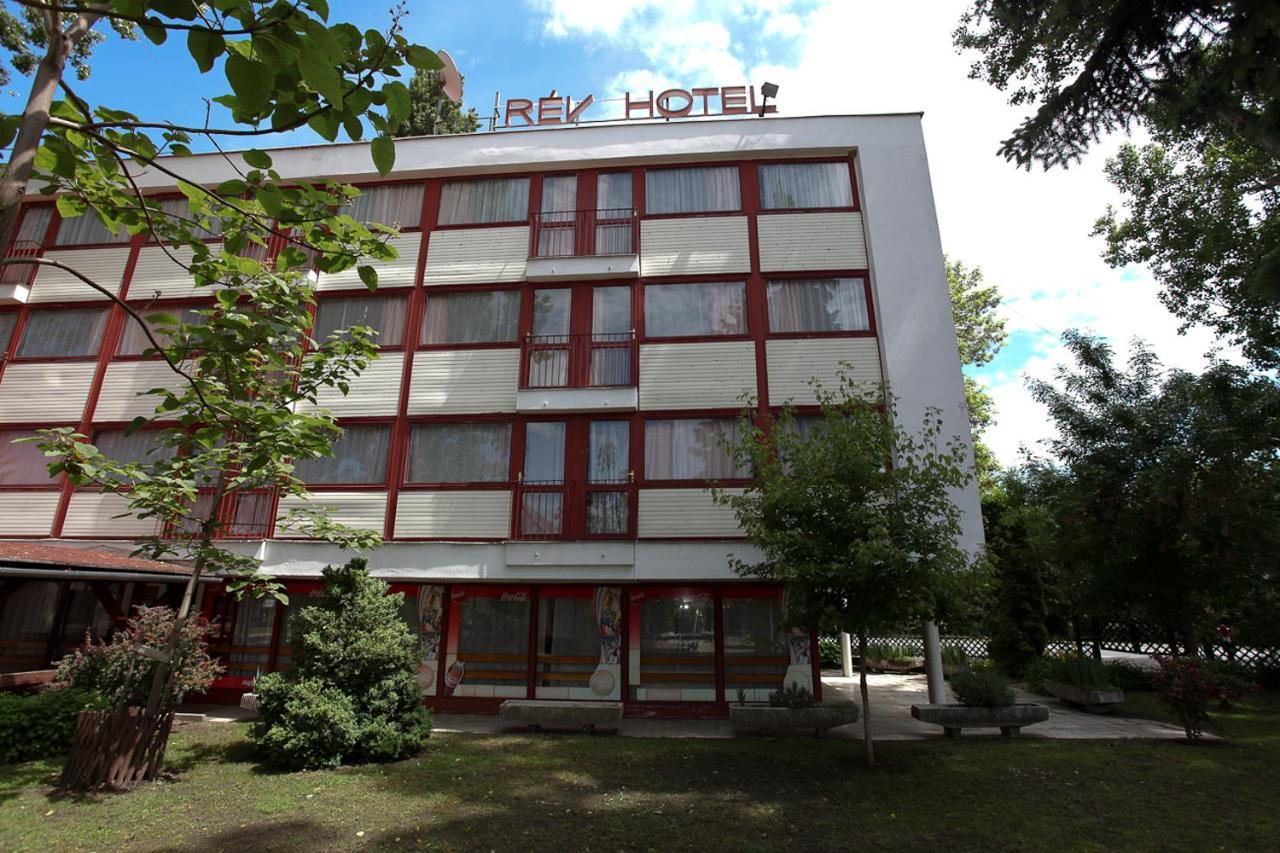 Rév Szálló Balaton Szantod Exterior foto