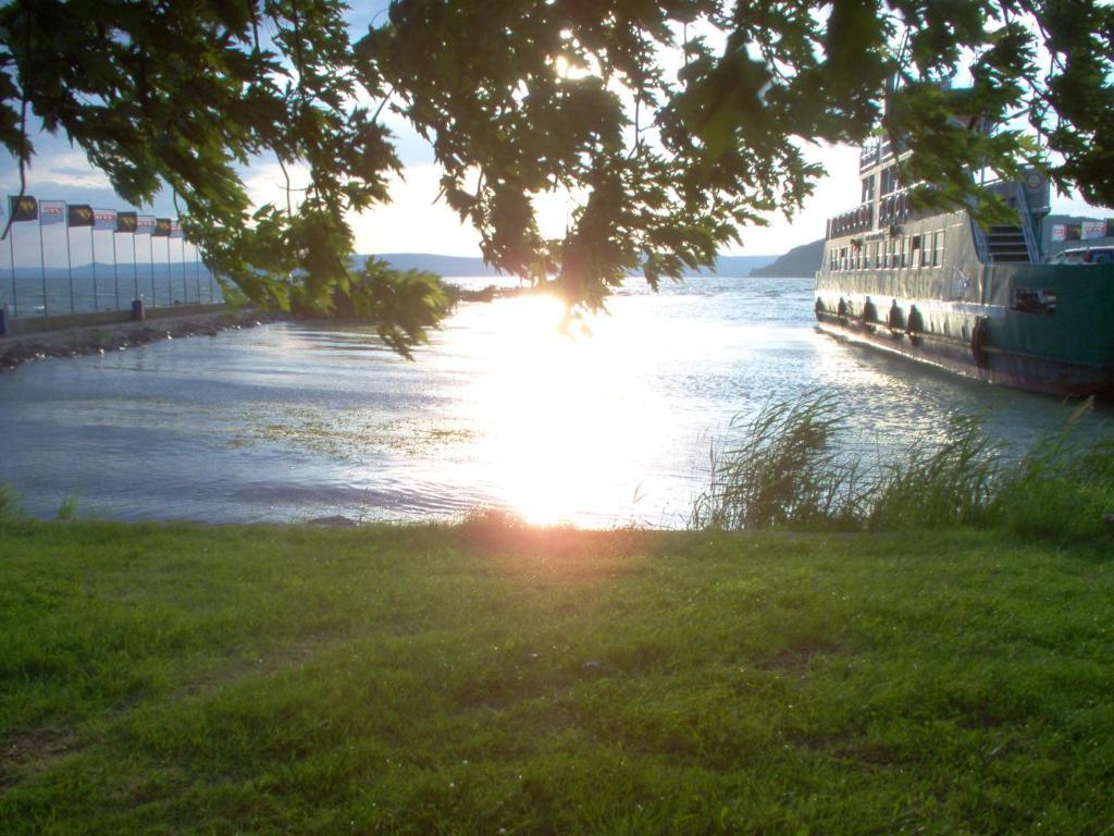 Rév Szálló Balaton Szantod Exterior foto