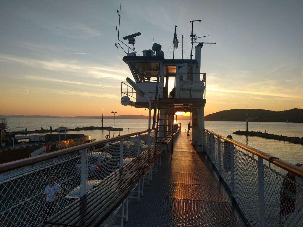 Rév Szálló Balaton Szantod Exterior foto