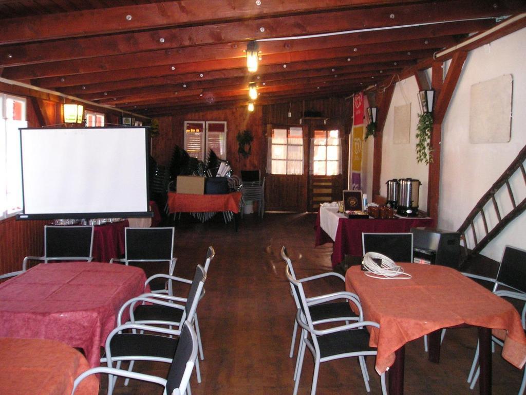 Rév Szálló Balaton Szantod Exterior foto